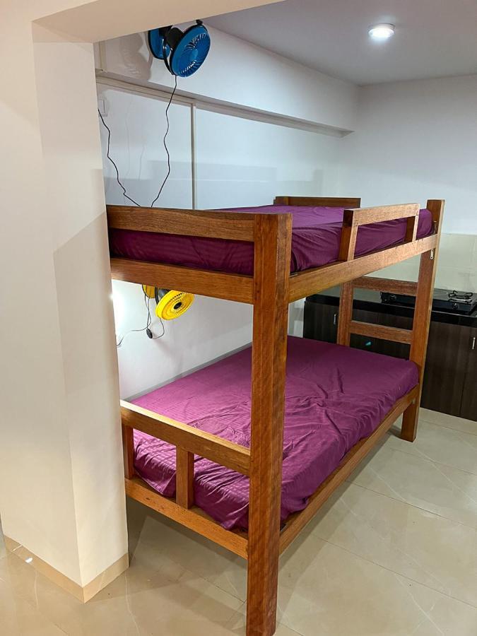 Bonds Hostel Candolim Exterior foto
